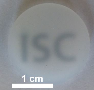 Modifizierte Silica-Nanopartikel dispergiert in Silicon.